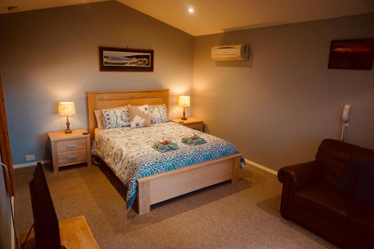 Wattle Hill Southern Anchorage Retreat מראה חיצוני תמונה